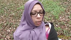 Türbanlı hatun ormanda hardcore sikişiyor